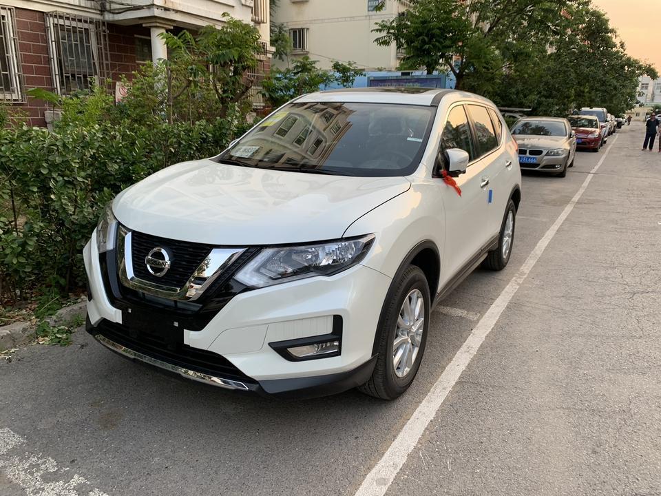 奇骏2019两驱智联舒适 想安装前后倒车雷达 以及离车自动锁车升窗。本人新手。求教各位大神 有没有原厂的 以及适配19款车型的啊