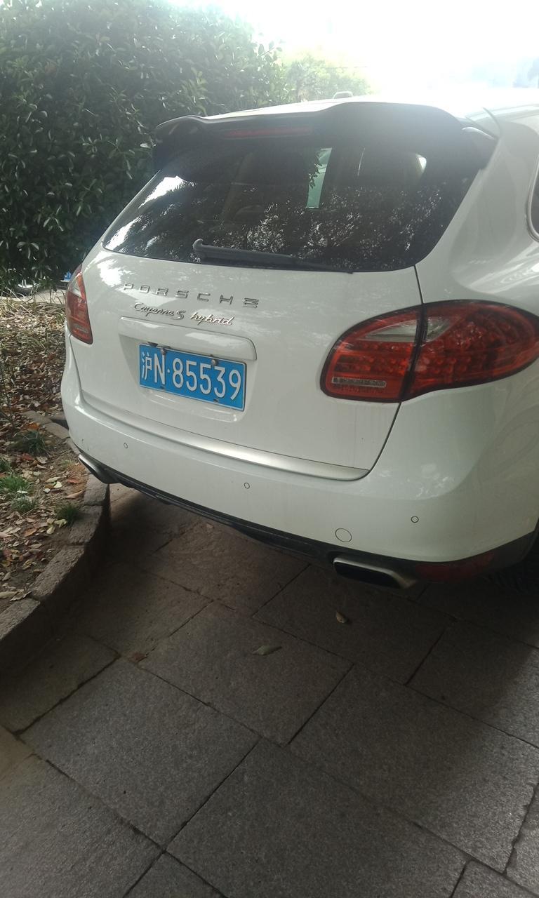 cayenne-这款车型是进口的吗？
