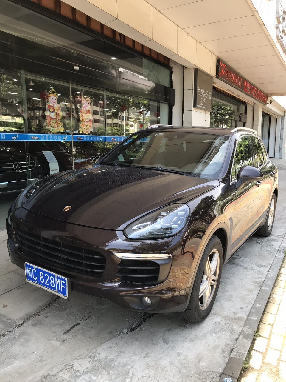 cayenne-请问一下15年3月出厂的卡宴，变速箱是爱信的还是采埃孚？另外，换变速箱油的话，哪种品牌、型号的适用？