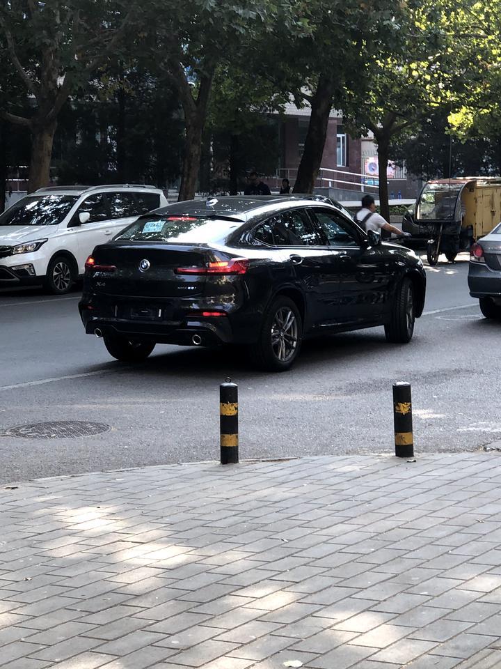 宝马x4-大家用什么牌子的玻璃水？
买了神秘灰，裸车39.1万