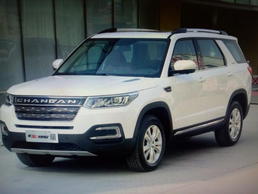 长安cs95-这个cs95是多大的suv？朋友最近看中了四驱智途版，落地价要多少钱？性价比高吗？