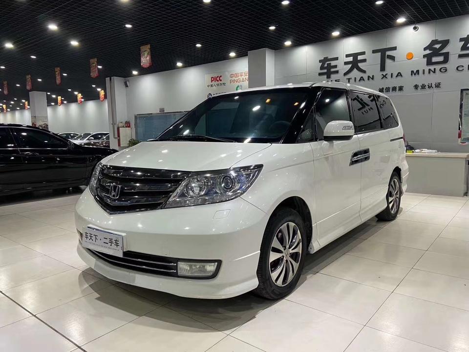 艾力绅-这款车14年的16万多 值得入手吗