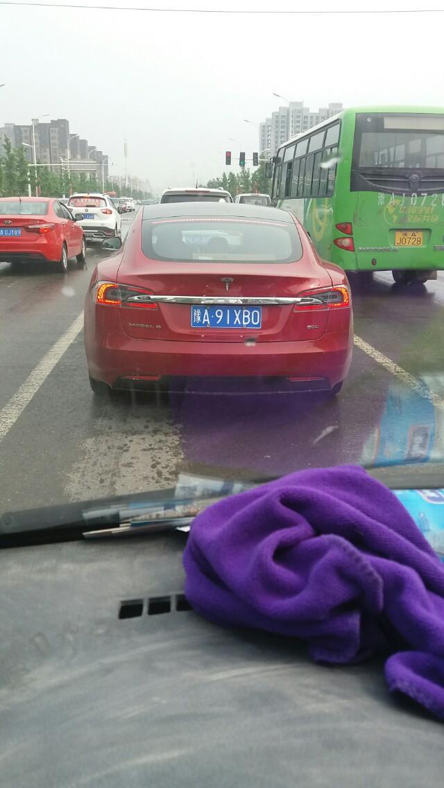 model s-大家看看这是什么车 
 2018年05月17日09:37:20
