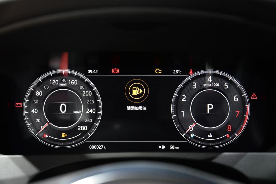 捷豹f-pace-17款的Fpace2.0t sport电子仪表可以升级最新款的仪表内容吗？