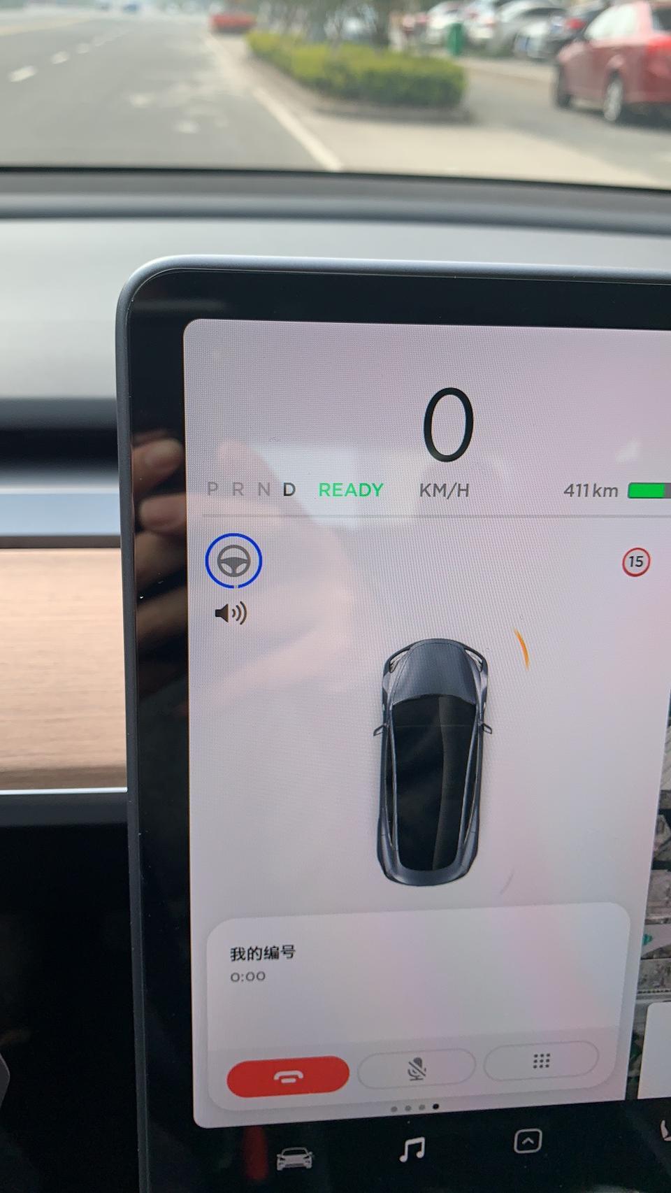 model 3(进口)-120公里了还在校准 真难  这么一截跟死机了一样