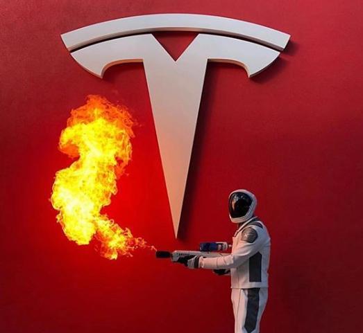 model 3(进口)-短续航版什么时候出？现在还有优惠不？

现在起价43万还是有点贵，出个39万左右短续航版本就好了，现在订车有没有优惠？