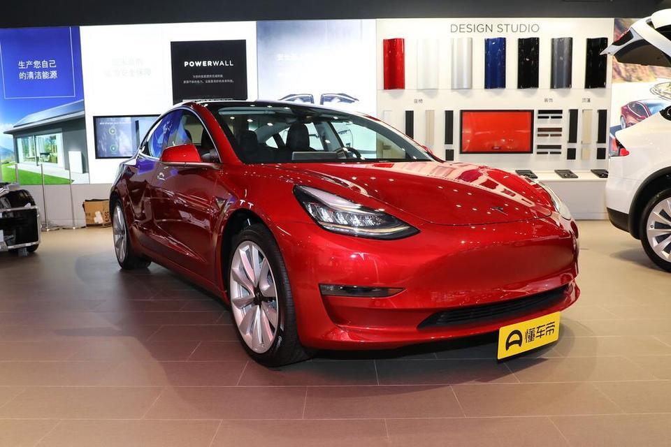 model 3(进口)-Model 3这车怎么预定呢，先交定金后选配置吗？