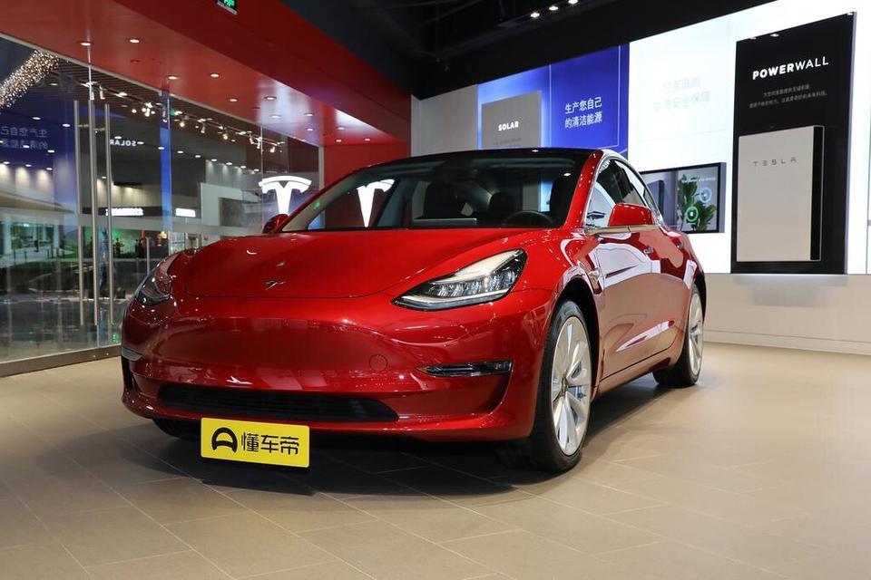 model 3(进口)-红色的车，男生开会骚气吗？