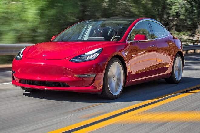 model 3(进口)-model 3红色挺好看，还有什么颜色可以选，需要加钱吗？