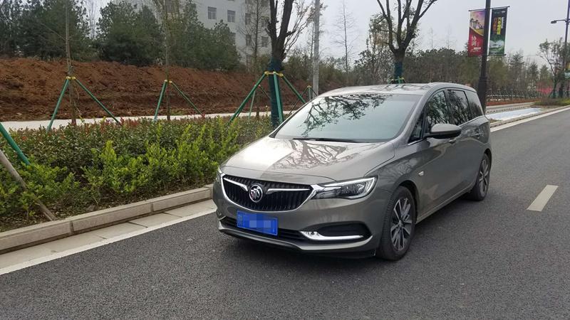 别克gl6-纠结于亚麻金与灰色，但是傻傻分不清楚，求爆实拍照