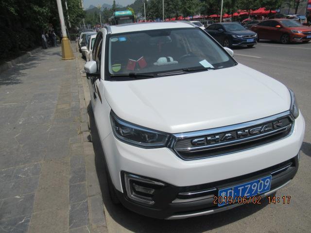 长安cs55-后轮泥路铛铛响，沥青路又无此感觉，检查后面悬挂连杆都无松动，最近才出现的，有那个车友懂问题出到那点吗！