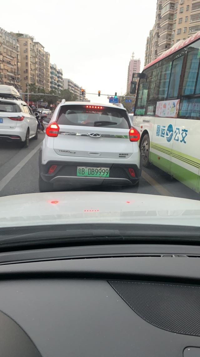 瑞虎3x-大家看看这车，牌照要加钱不？