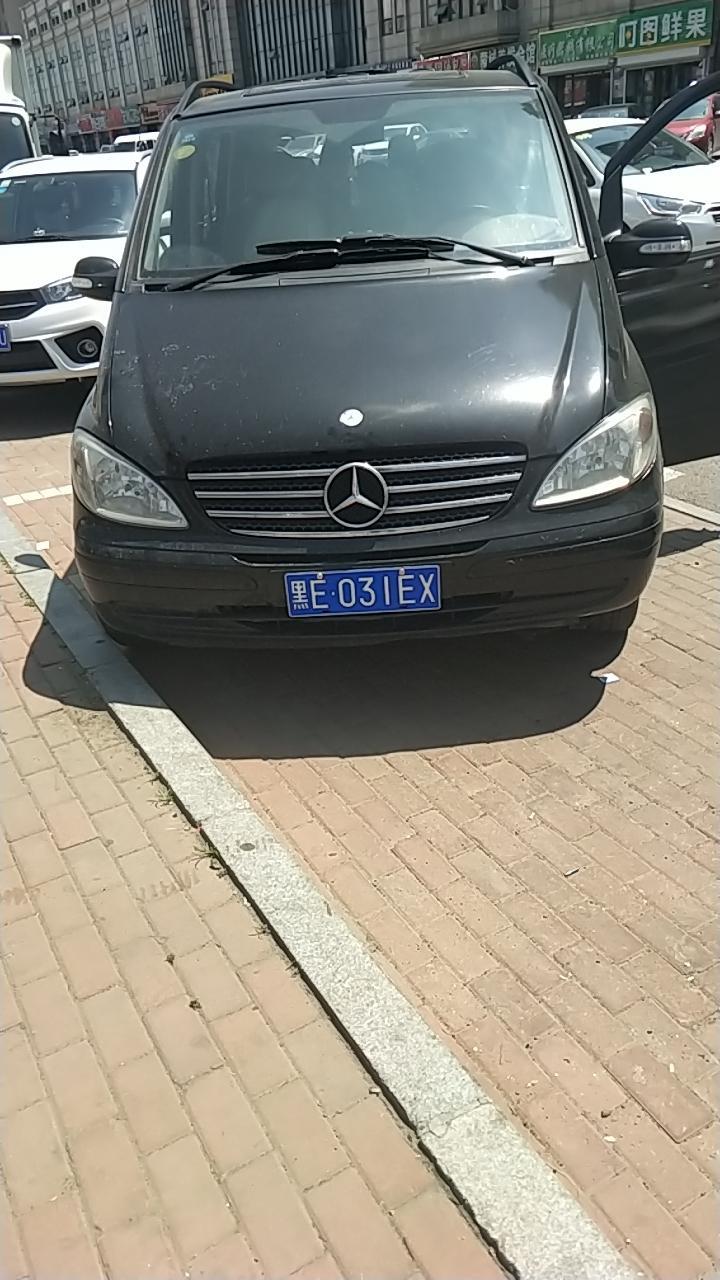 威霆-大家看看这是什么车更换汽油泵卸邮箱吗