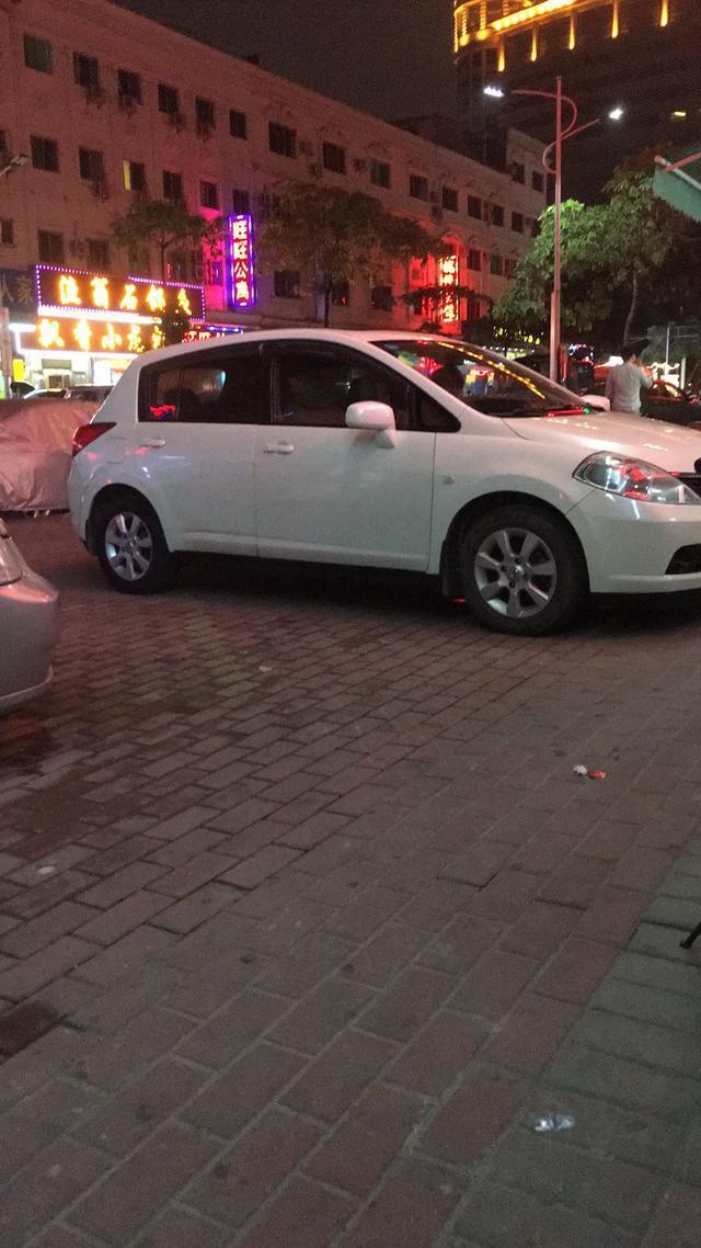 骐达tiida-两千块的工资能不能买的起？新车或者二手车？