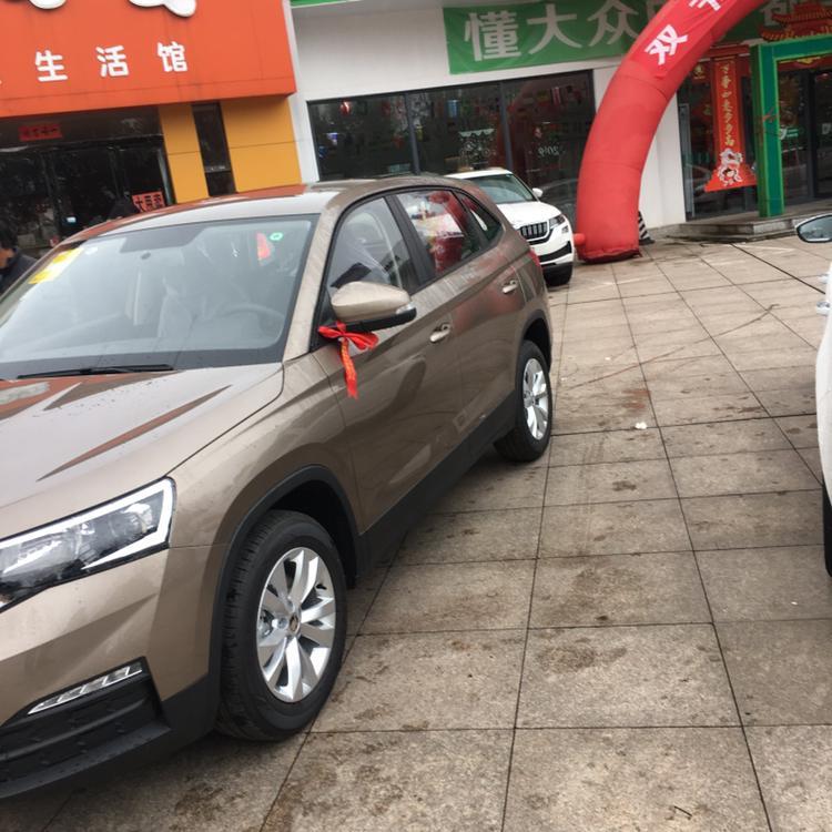 柯米克-怎么才能买到能载货的行李架，淘宝上的都只是个装饰而已不能载东西啊？