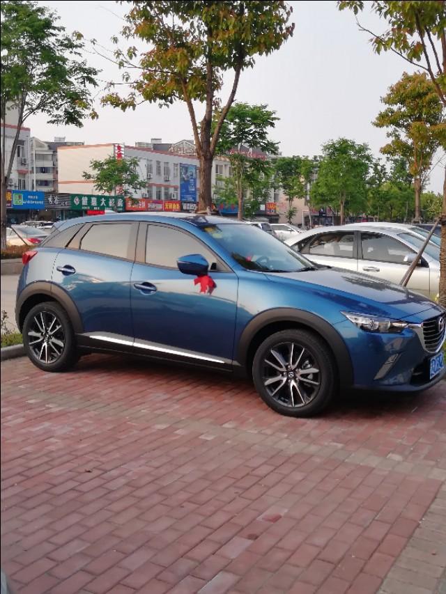 马自达cx-3-买了几个月了，操控还是不错的转向轻盈顺畅，如果个子不是非常大的驾驶这辆车后排空间还是可以的，主要是油耗不错，现在市区百公里油耗6.4L，高速百公里油耗4.5L，目前还是感觉这台车各方面性价比还是可以的，至于以后会有什么问题就有待观察了。