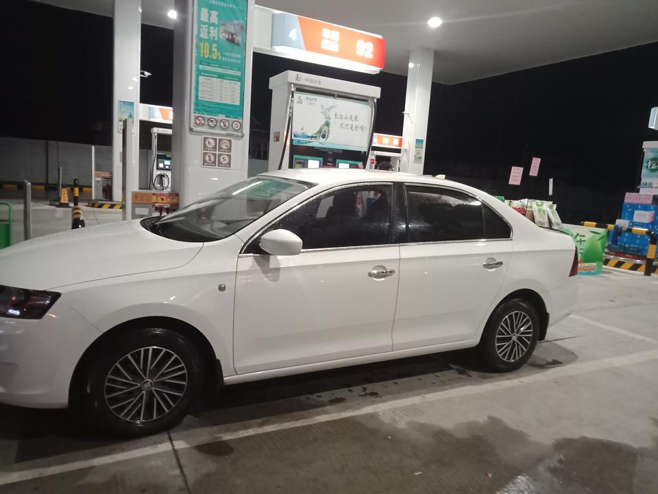 昕锐-这个轮毂跟进口超纤皮，也不知道合不合适，大家觉得呢？