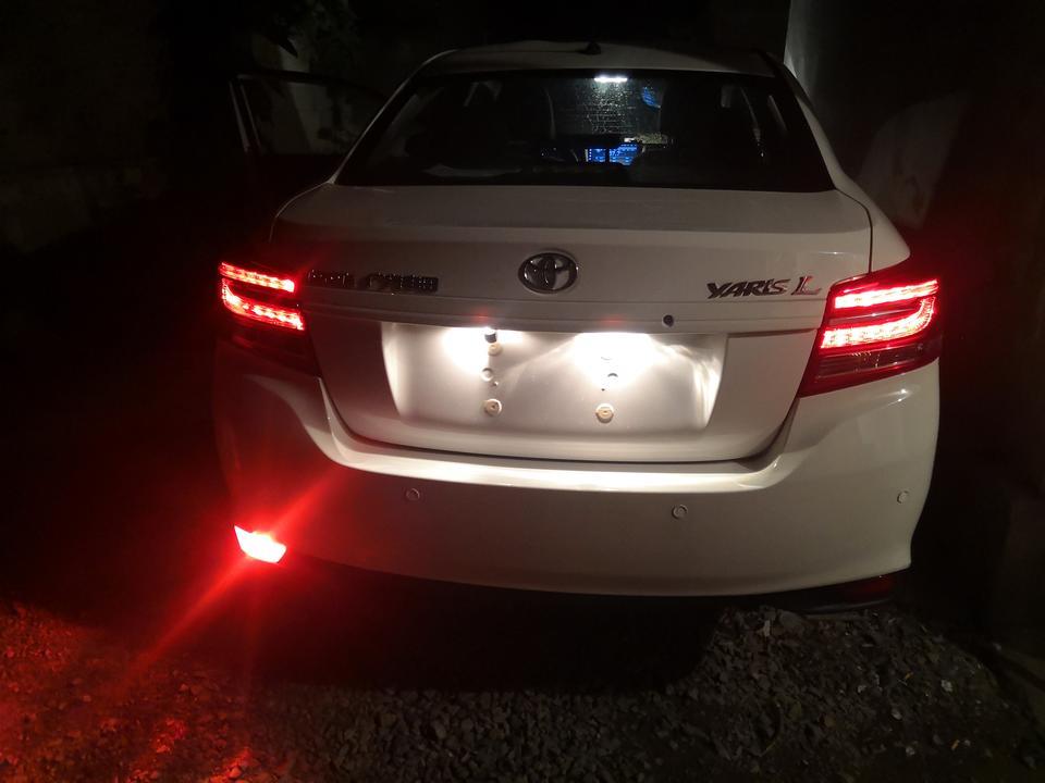 yaris l 致享-2019致享1.5E款是不是都有一个示廓灯不亮