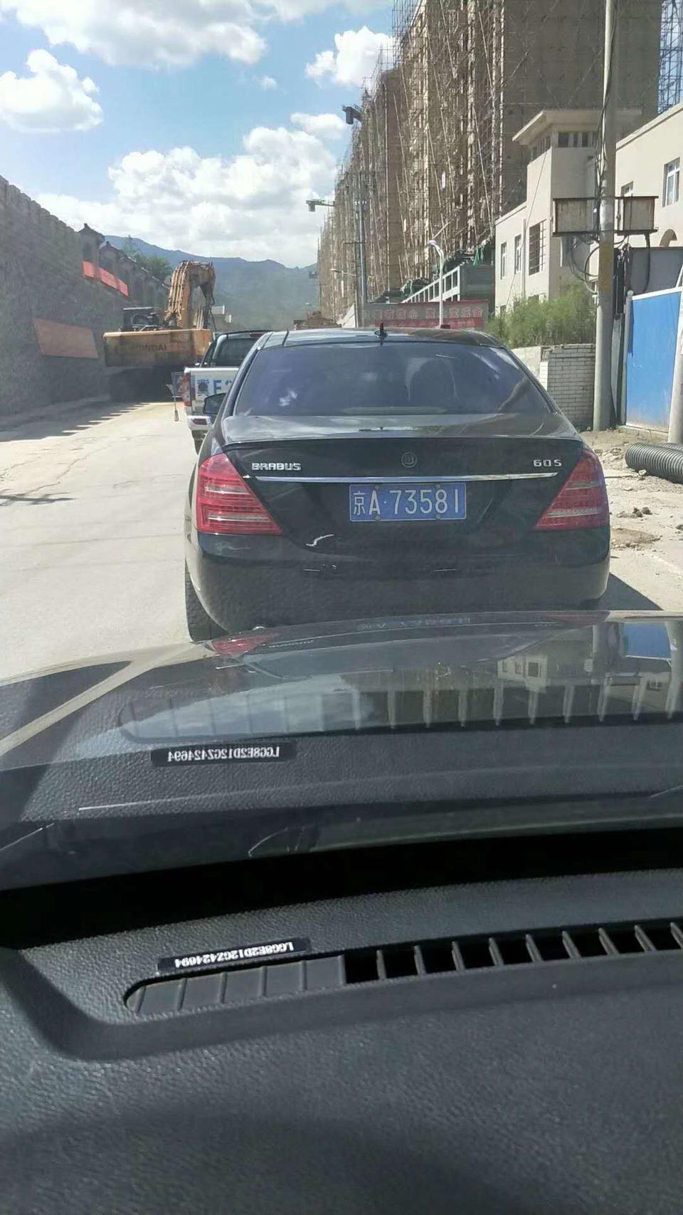 哈弗h2-前方是什么车？