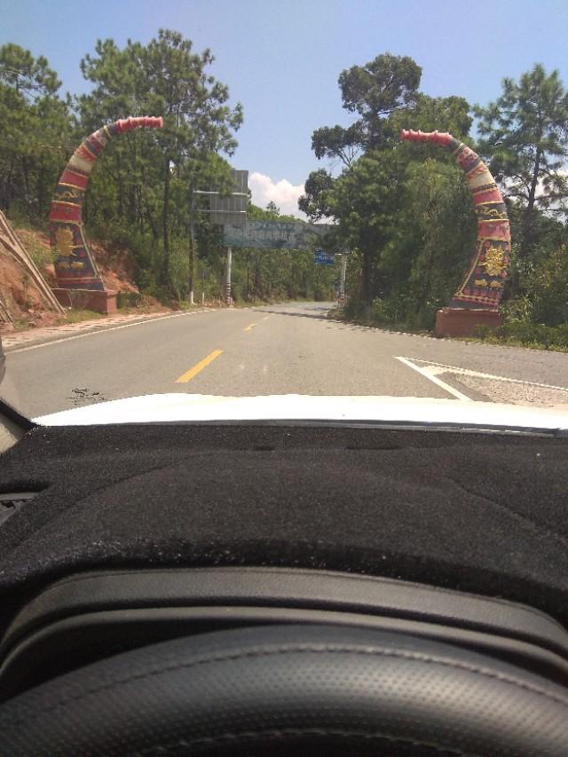 宋-我们这边的国道现在基本都是这样的，因为高速的普及，国道比较多畅通，而且车很少，如果喜欢慢慢的玩，不赶时间的话，国道是个出行的好选择，大家怎么看？