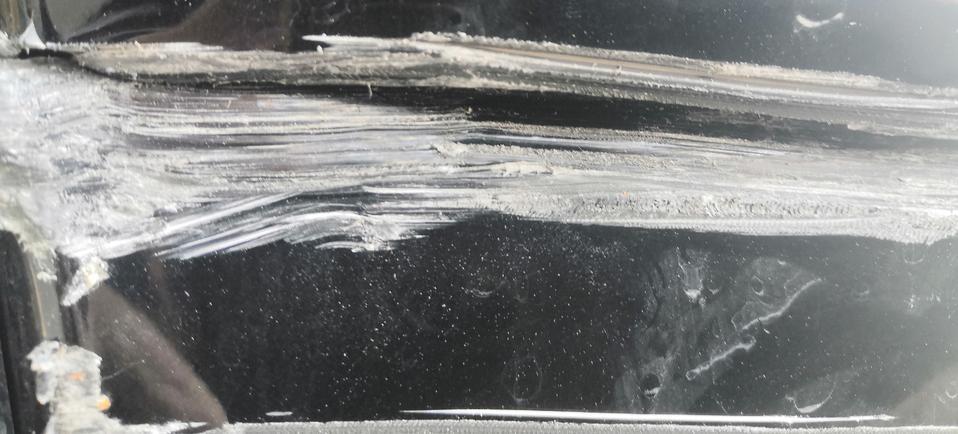 奕歌-晚上回家没有看到台阶，刮了上去，刮裂开了，有救吗
