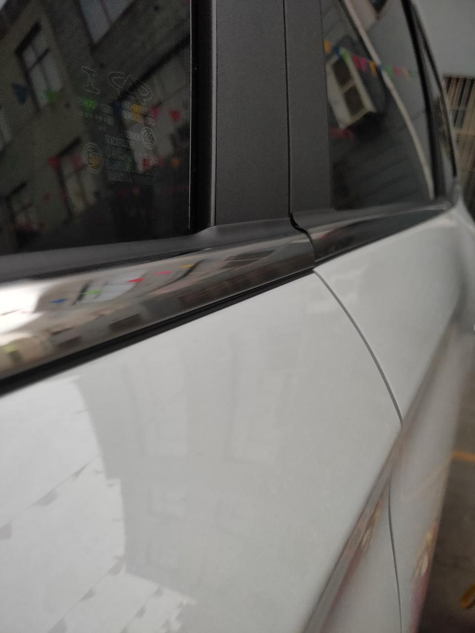 捷途x90-提新车时没注意看，开一段时间才发现线条不在一条线上，请问有什么办法？