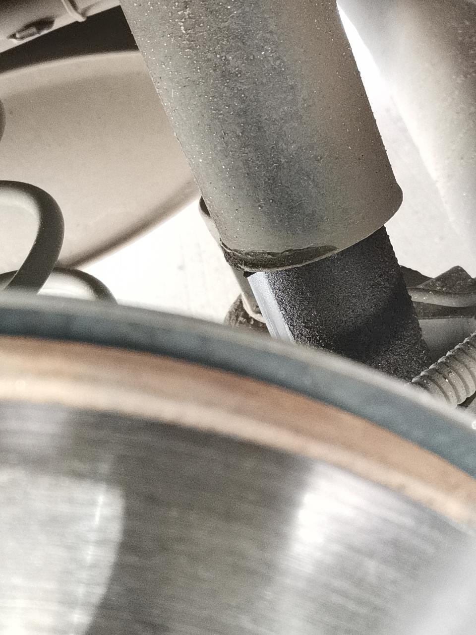 标致408-18款408后避震漏油各位大神有出现过吗？