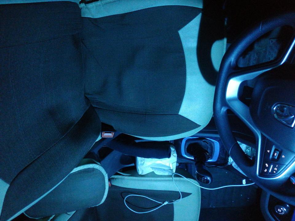 宝骏310w-车的坐垫有点变形了。开起车来好累。退累。腰也累，??有什么办法解决嘛，各位大神