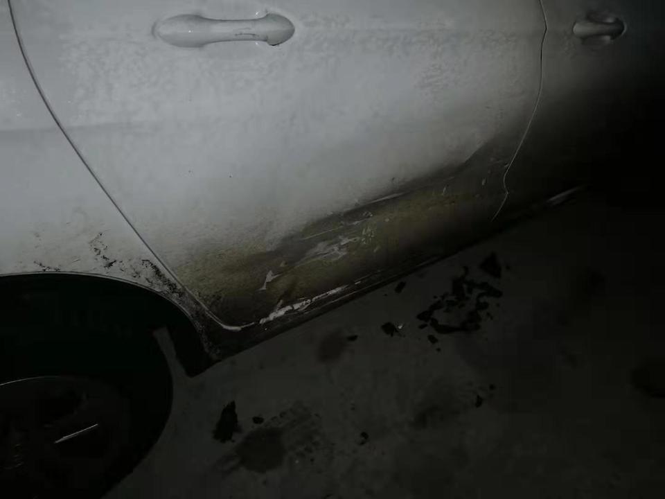 宝骏310w-亲们谁知道宝骏310右后门板多少钱