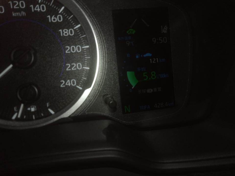 宝马5系phev-我刚提车开5个油现在上升到5:8个油快到6个油了还双擎的雷凌呢问大家正常吗？不过开了42O公里了，=