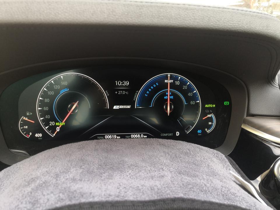 宝马5系phev-怎么我充满电从来都是40多，没超过50，跑起来更是降的快，估计30不到