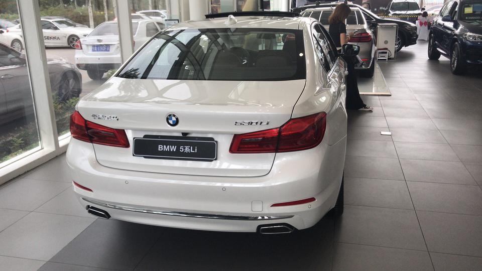 宝马5系phev-来聊聊到底是530LI好还是530LE好呢？动力那个强呢？