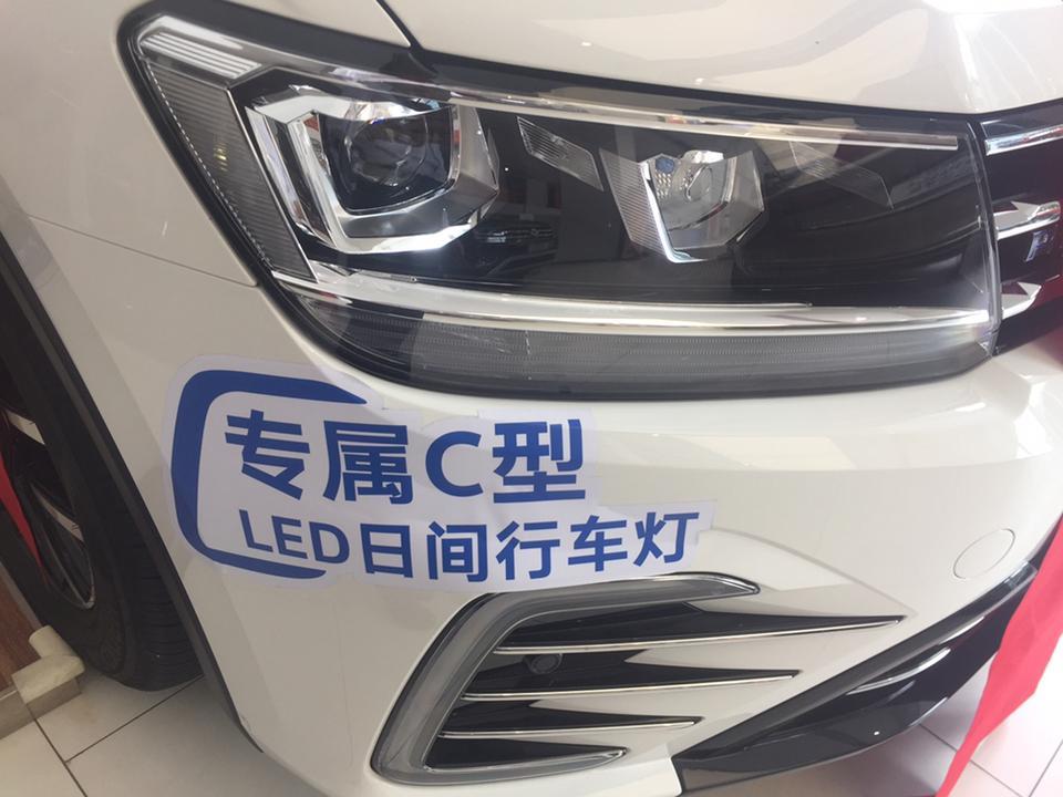 帕萨特phev-有没有打算入手这个车的车友啊？这个车怎么样？看着有点喜欢，其他都不懂啊
