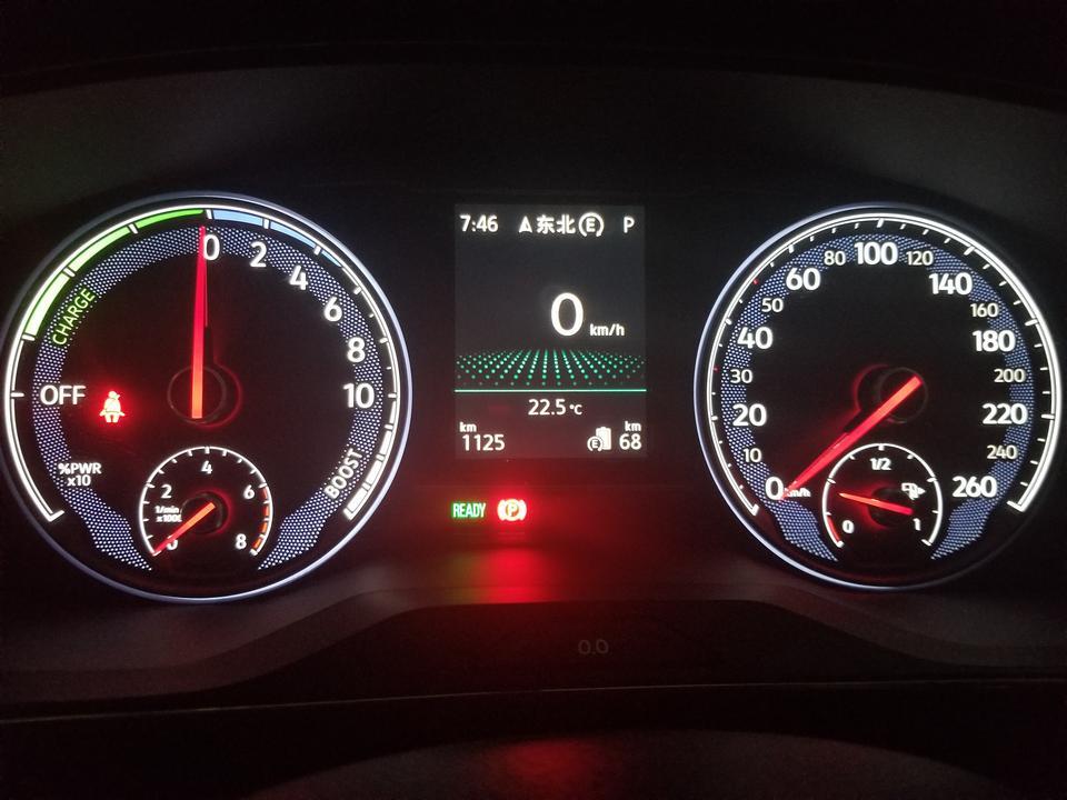 帕萨特phev-第一次电池?冲到续航68km，第一箱油，跑了1250公里，充电4次，这车的B档逼出强迫症，随时准备用B档充电，严重干扰正常行车！问题来了，不用B档，轻踩刹车也能充电吗？