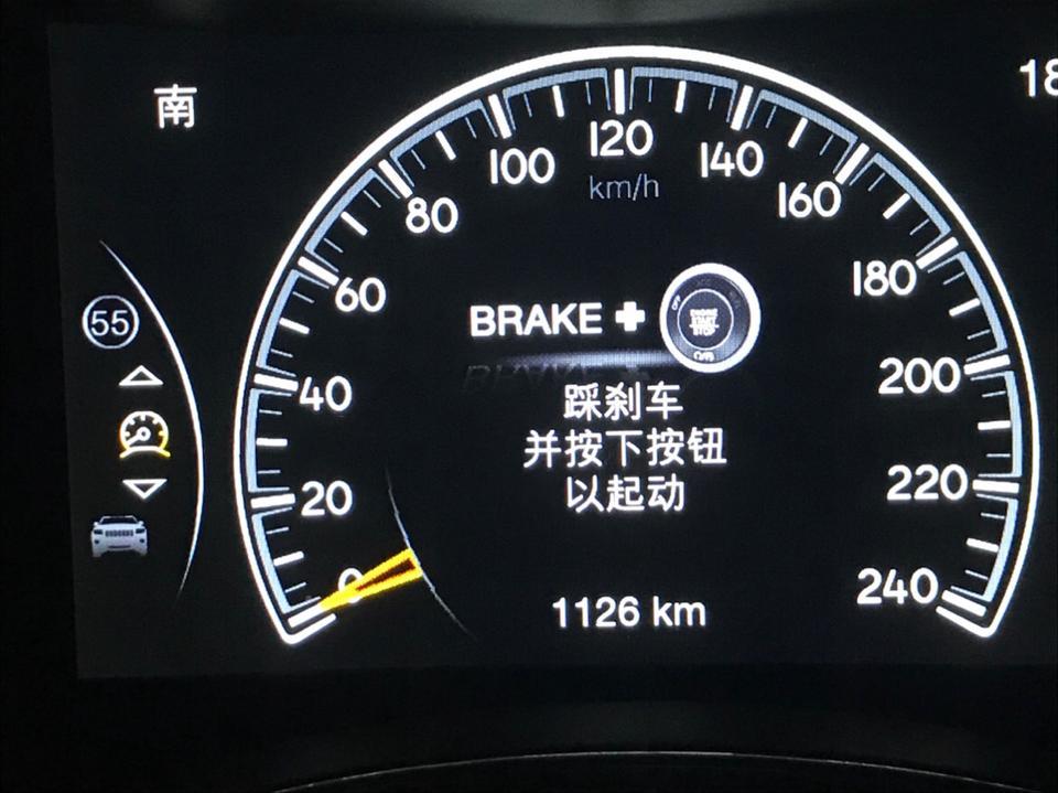 大切诺基(进口)-17年的大切诺基3.0L，地下车库放了一个星期，就打不着火了，怎么办？