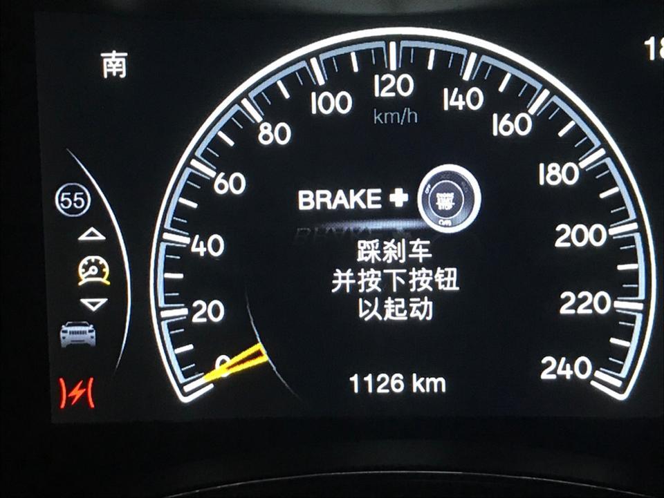 大切诺基(进口)-17年的大切诺基3.0L，地下车库放了一个星期，就打不着火了，怎么办？