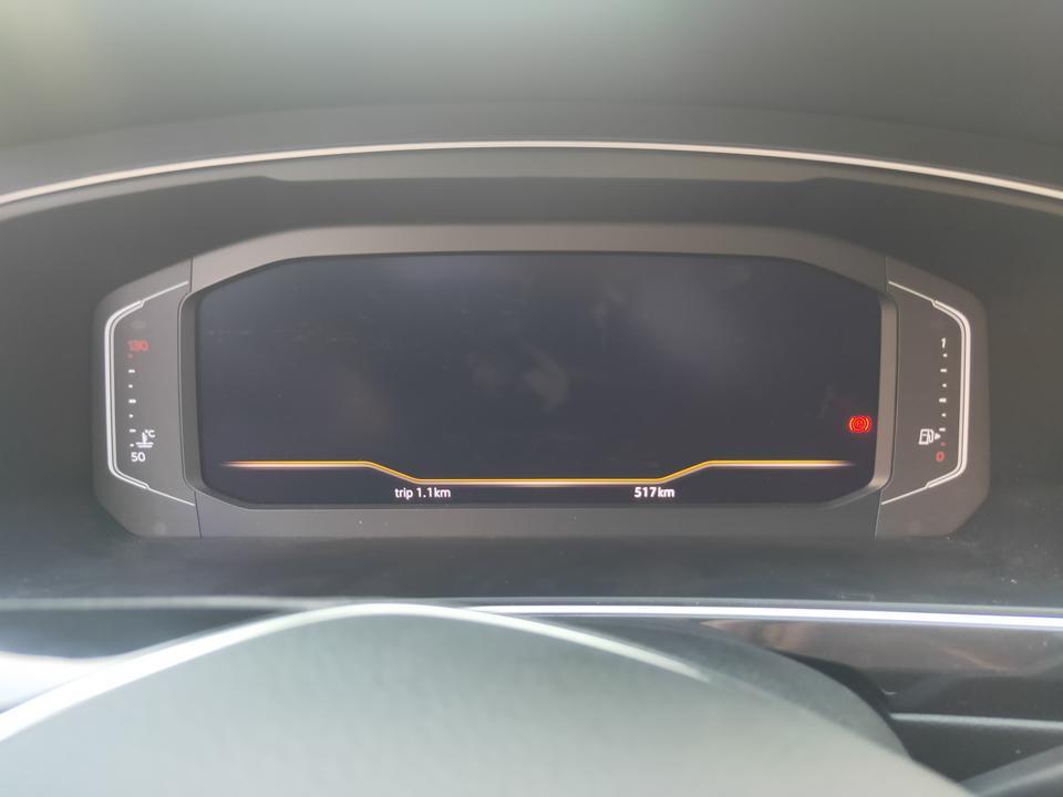 tiguan-为什么我的仪表盘跟你们的不一样！我的是18年12月生产的车 。求大神指点！！急！！