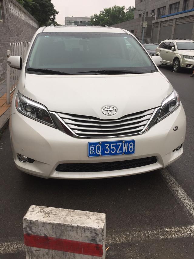 sienna-大家看看这是什么车 
 2018年05月21日16:32:23