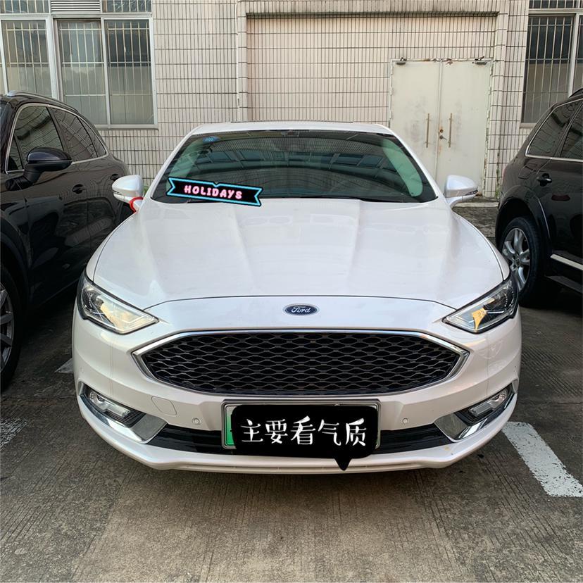 蒙迪欧phev-本人在深圳，本来在7月份之前国五大降价，又没有蓝牌想买个好点的绿牌车子，就买了女朋友喜欢的一款蒙迪欧新能源（珍珠白）。原本30w左右全款，优惠到23.4w全款拿下。
神奇的是我7月份摇到蓝牌号了，蒙迪欧又是贷款买的卖不出去，就想知道，这款2018款蒙迪欧新能源旗舰版三四年后，能卖多少钱？保值率高不高...（估计不高了）
如果早点知道能摇到蓝牌就好了_(:з」∠)_