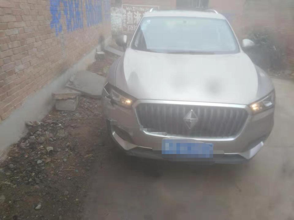 宝沃Bx5换前侧翼板大概要多少