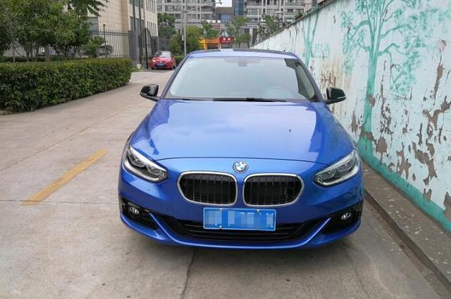宝马2系旅行车-雨天直接把车开出去用雨水洗车对车的伤害大不大？