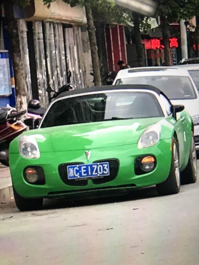 f12berlinetta-大家看看这是什么车 
 2018年05月18日11:04:20