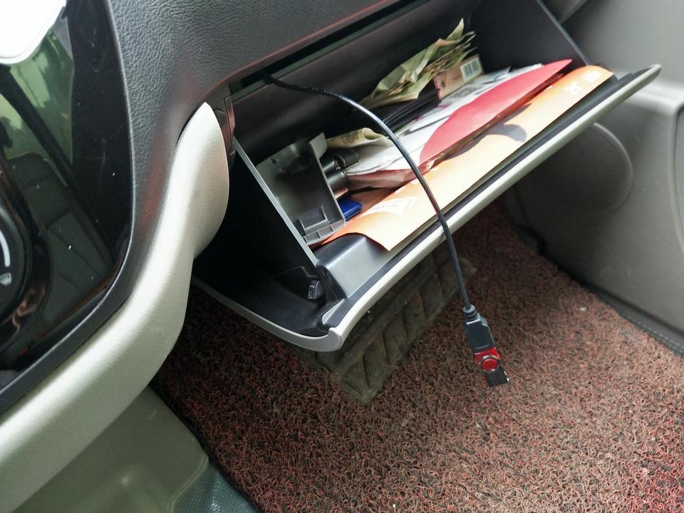 16年菱智M3五天窗的车，还是豪华版中控既然没蓝牙，真搞笑！朋友们不换导航一体机情况下怎么加装蓝牙？？
