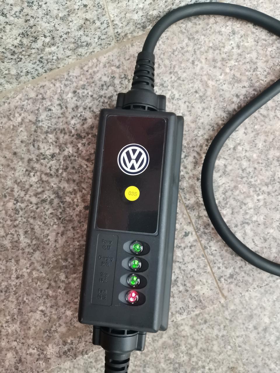 途观l phev-各位车友，途观新能源，这样充电对吗？头一次充电