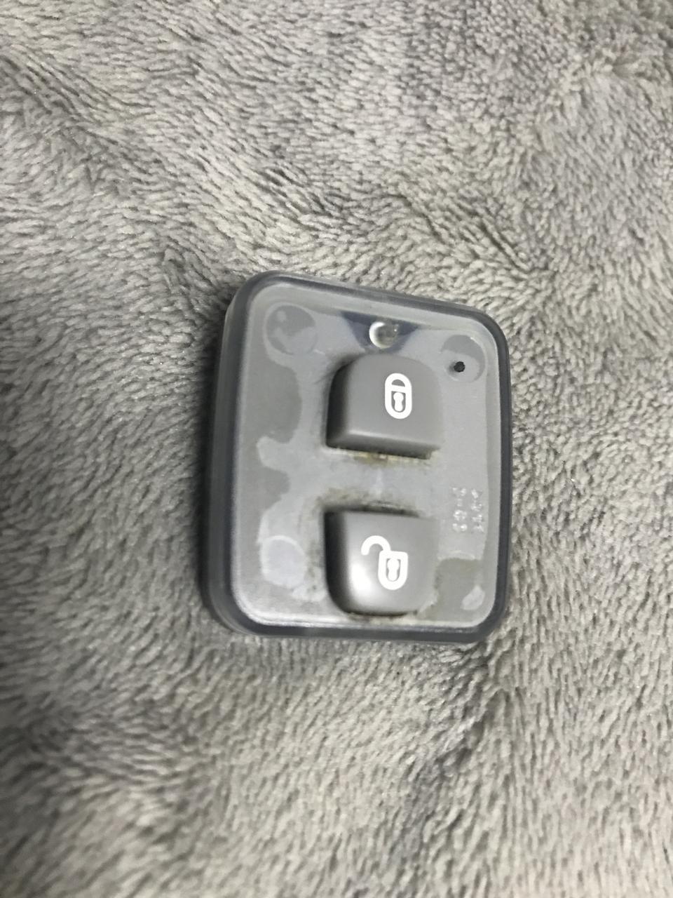 车钥匙有点不灵敏了  谁知道14款科帕奇车钥匙哪里有的买啊？
