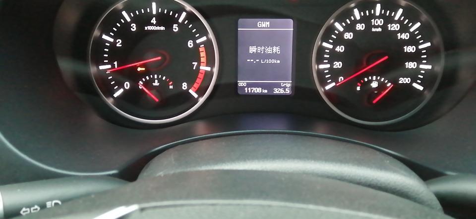 我的风骏7汽油2.0T跑了几千公里故障灯就亮了，显示定速巡航线路电压过高，然后开到4S店直接换了个方向盘，可是刚换上故障灯又亮了，定速巡航还是用不了，这到底是哪的问题