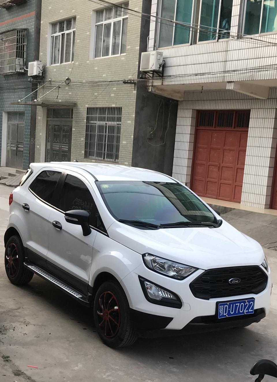 翼搏-请问前面下面的灯是转向灯还是雾灯？是雾灯的话怎么开启？