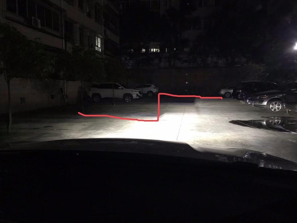 宋dm-车友们，你们的近光灯是不是左低右高