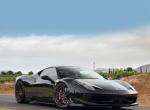 gtc4lusso-这款车算是顶扱豪车，外观设计该有的地方都已到位，性能没话可说，价格挺贵。