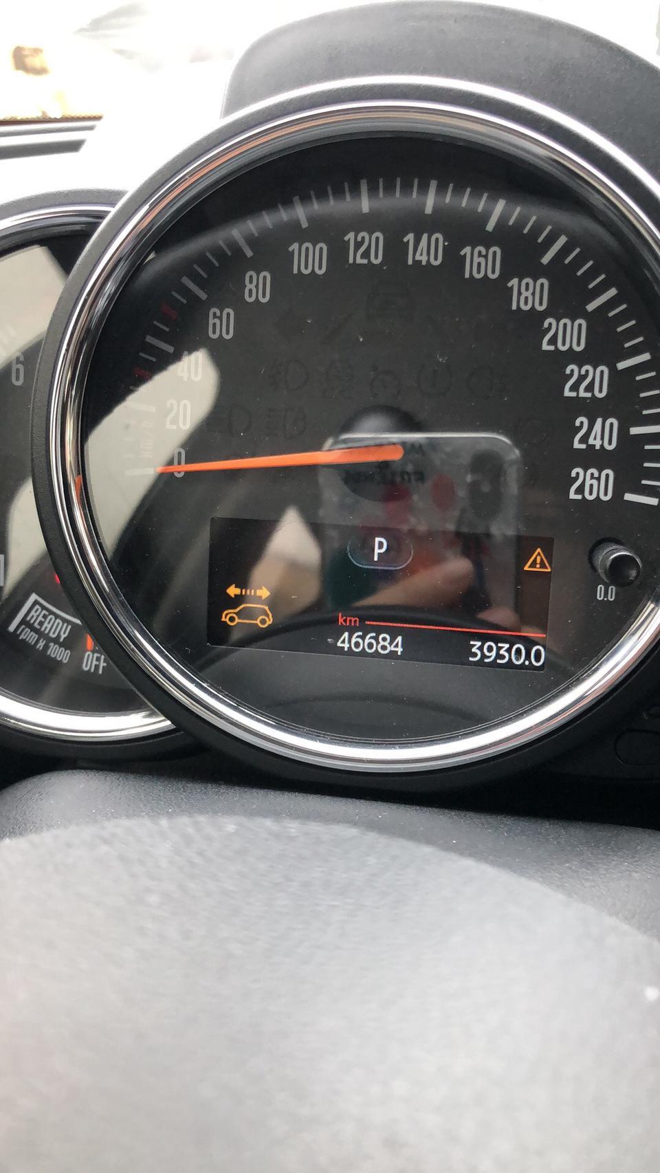 mini clubman-请问这个是什么问题，15年底买的